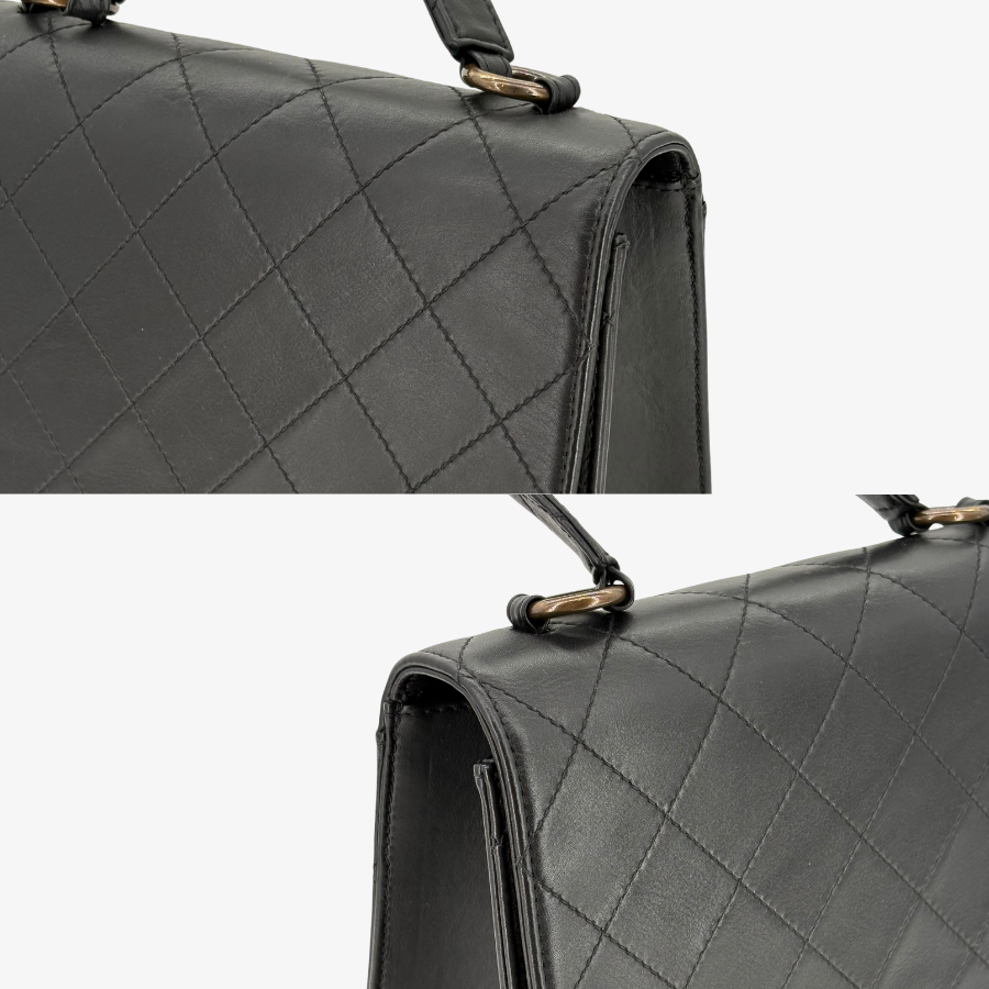 RG362- CHANEL Vintage Black Calfskin Quilted Handbag
