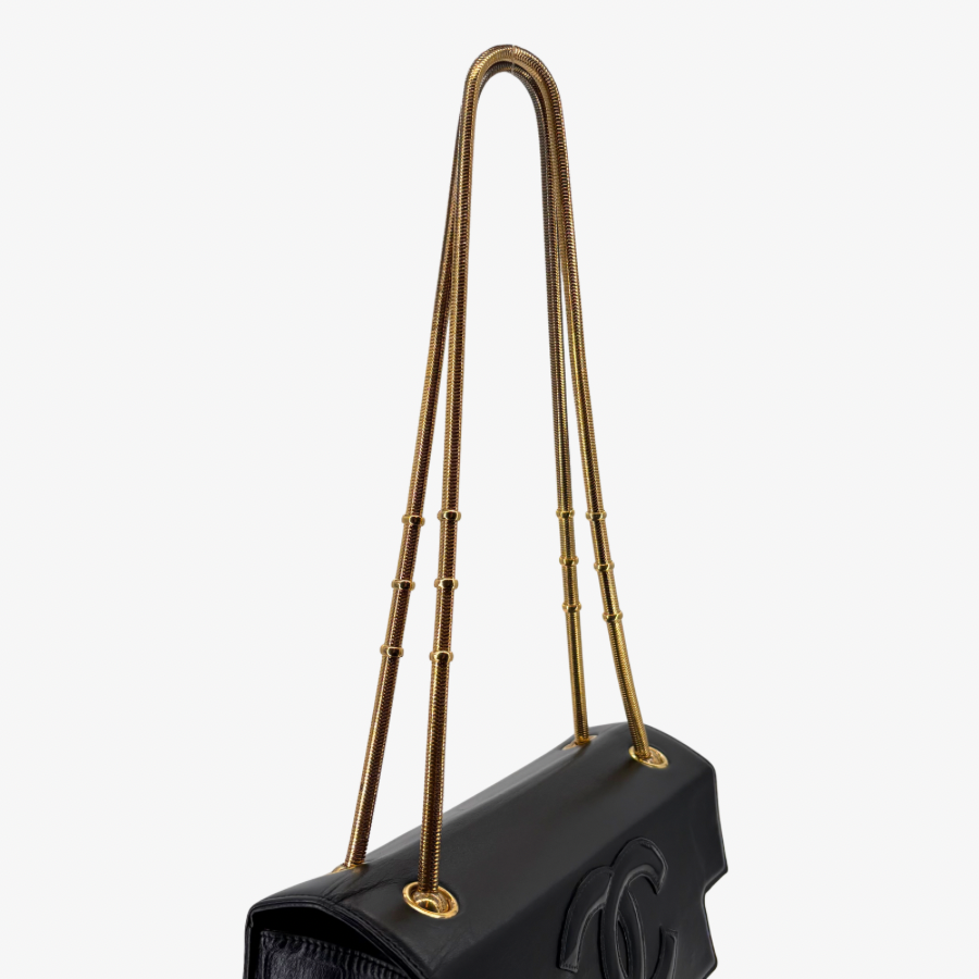 CS005 - CHANEL Vintage Black Lambskin CC Patent Snake Chain Flap Shoulder bag