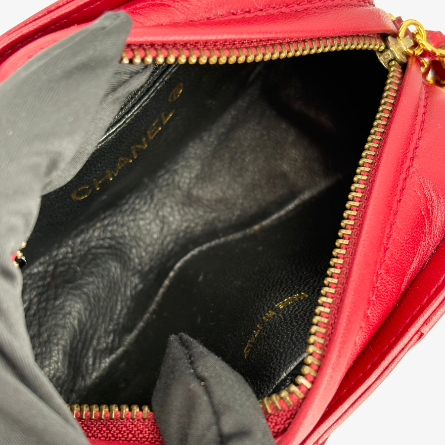 CS021- CHANEL Vintage Red Lambskin Big CC Logo Shoulder Bag
