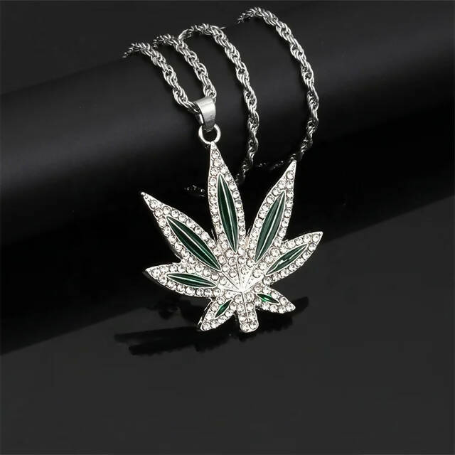 CANNABIS LEAF PENDANT