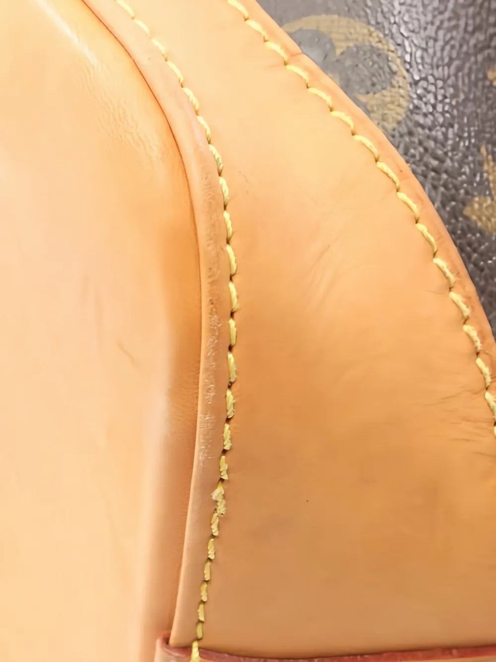 2006 Lockit Vertical Monogram handbag