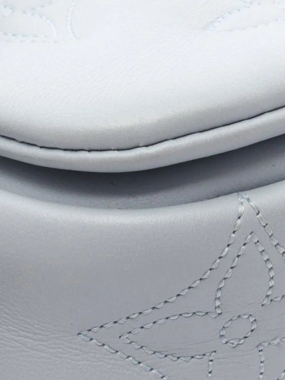 2010-2026 Bubblegram Wallet on Strap satchel