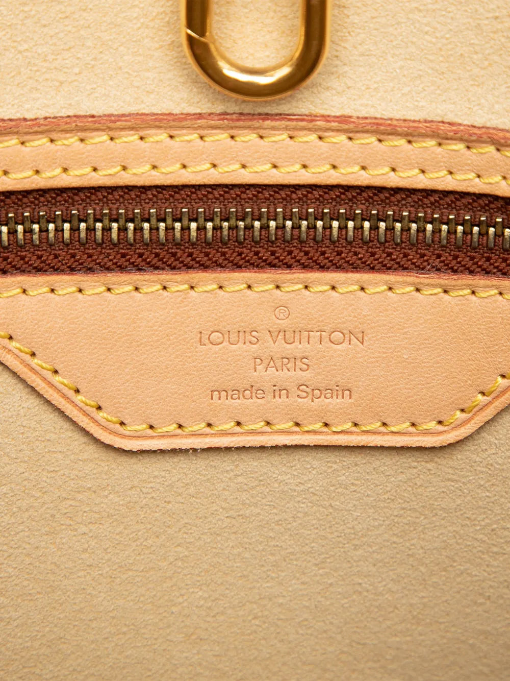 2009 Monogram Hampstead MM tote bag