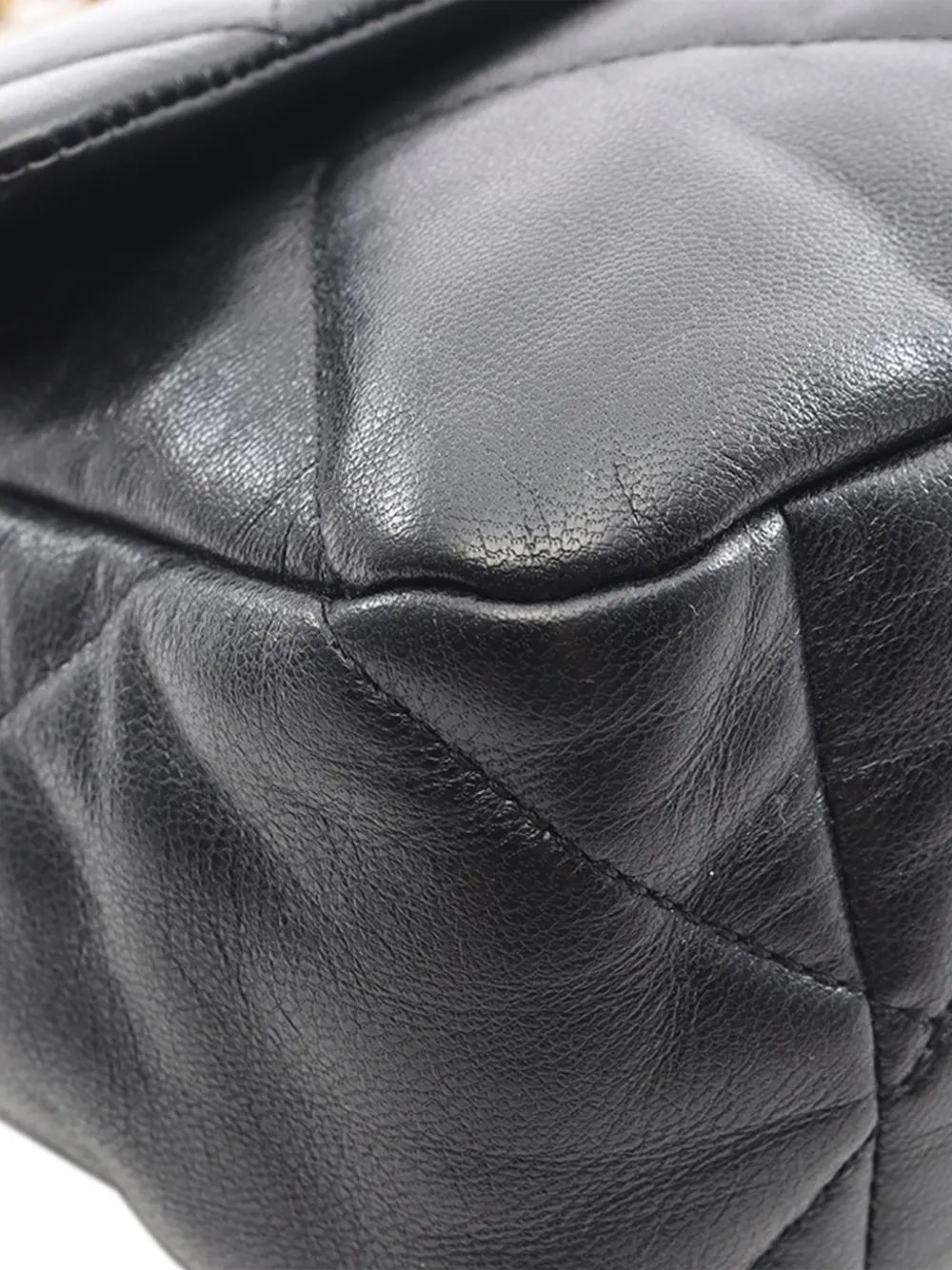 1994-1996 Medium Lambskin 19 Flap shoulder bag