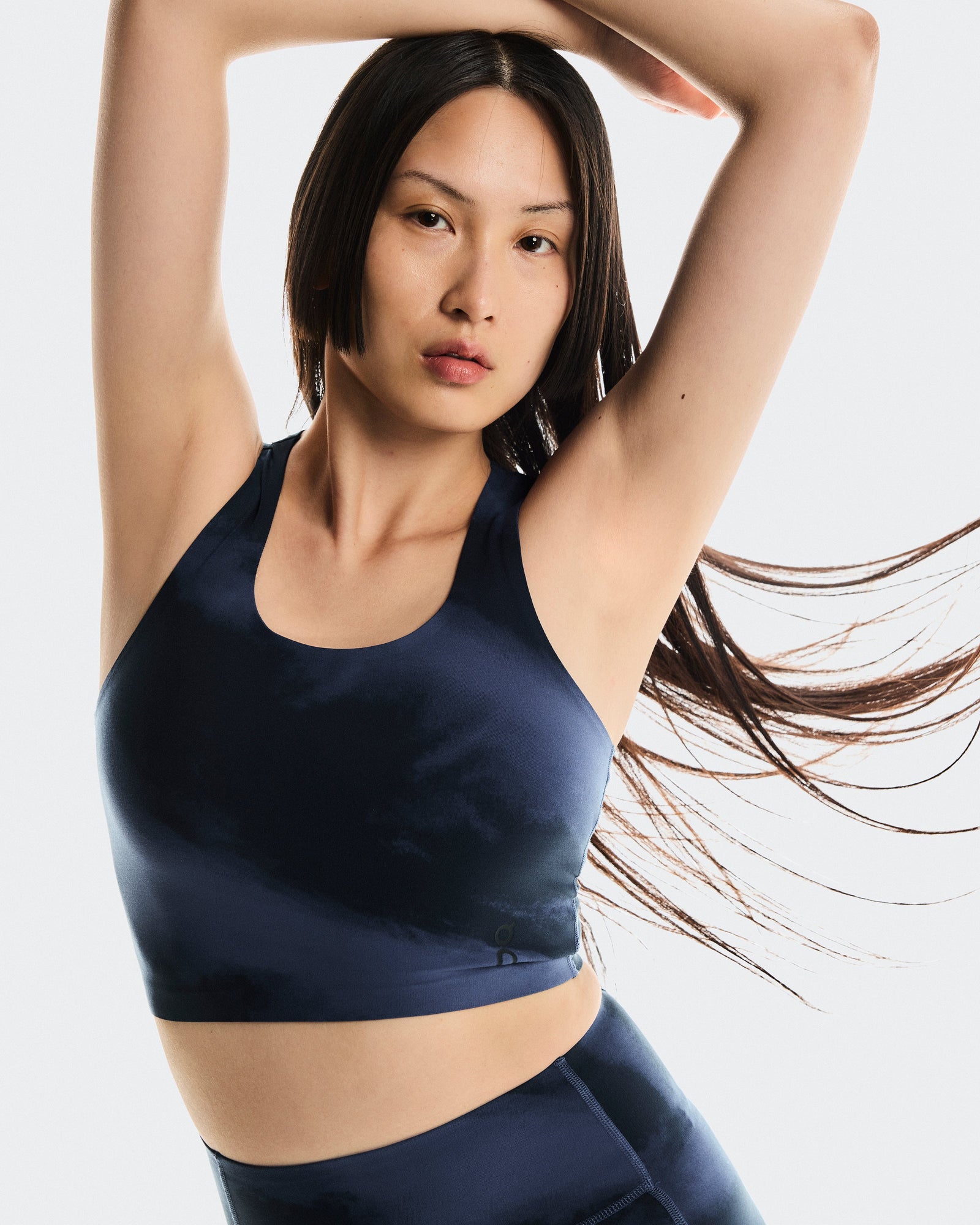 On Studio Open Back Crop Acai Navy (Women'S) (Women's)