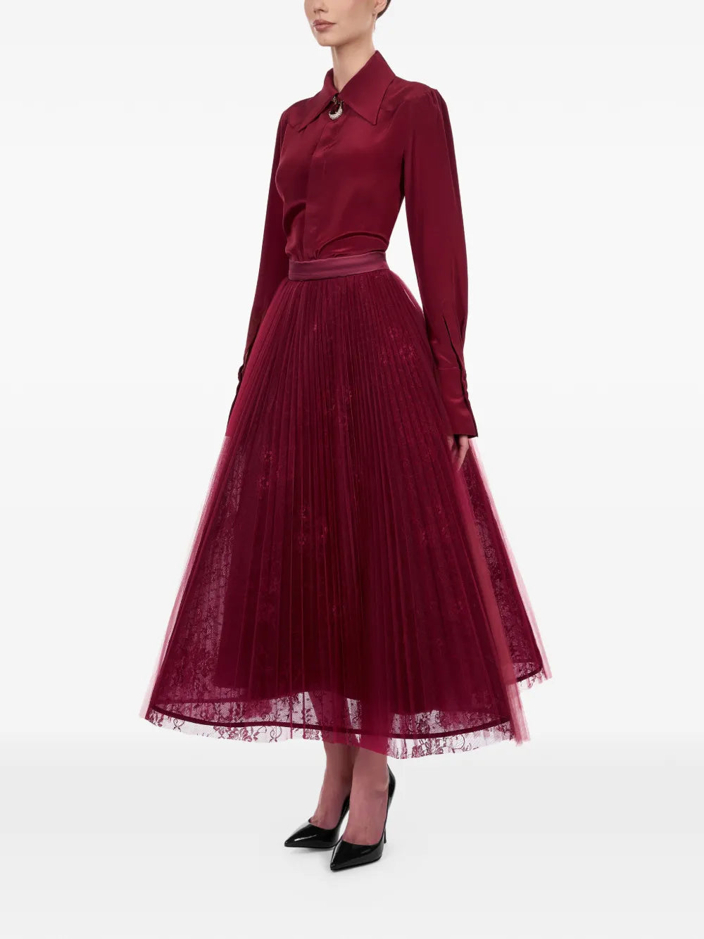 pleated lace skirt