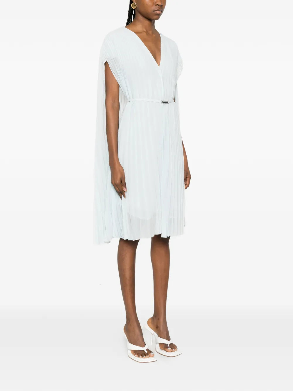 Doplisse V-neck pleated midi dress