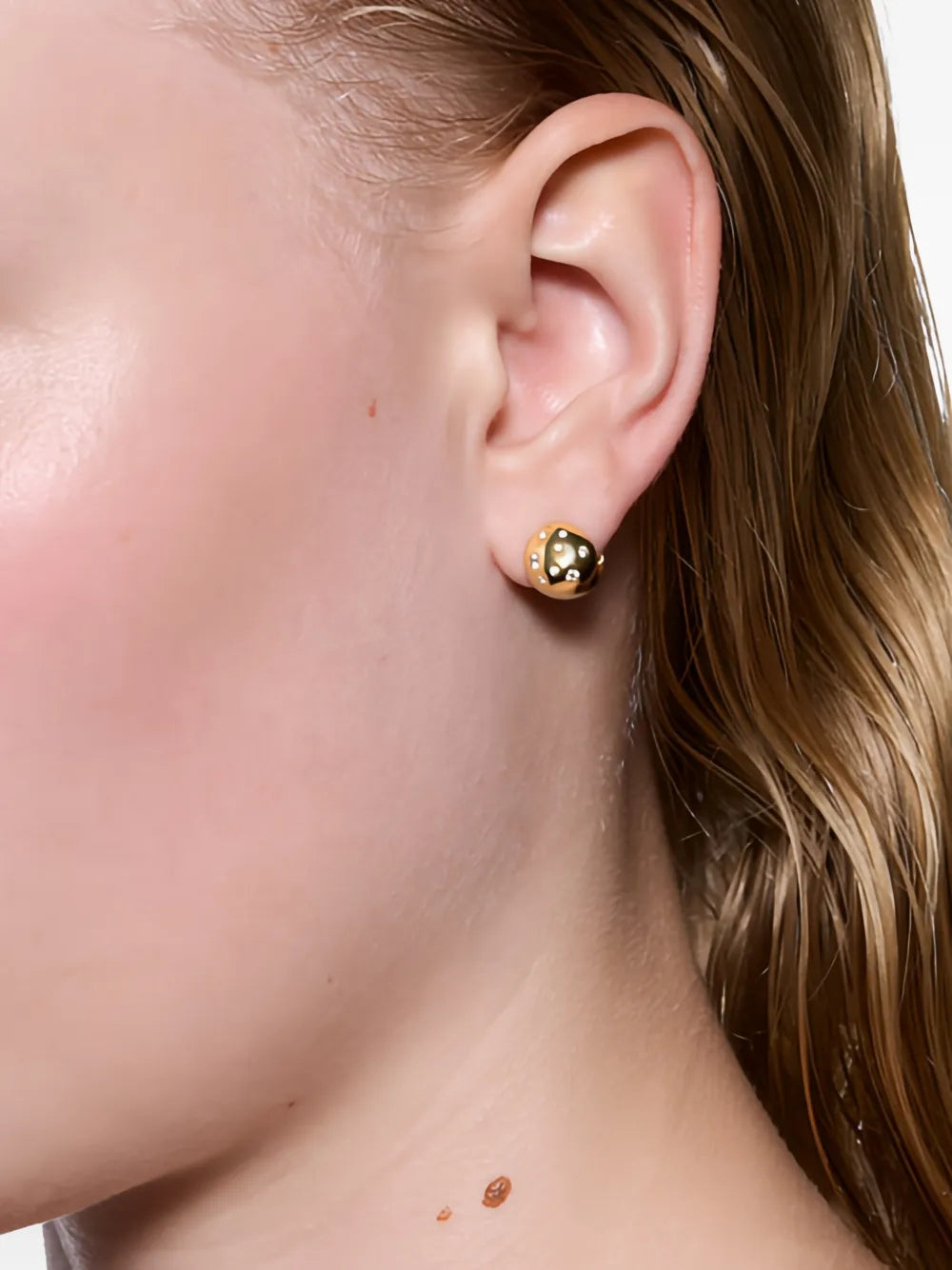 Flynn Popcorn Huggie earrings