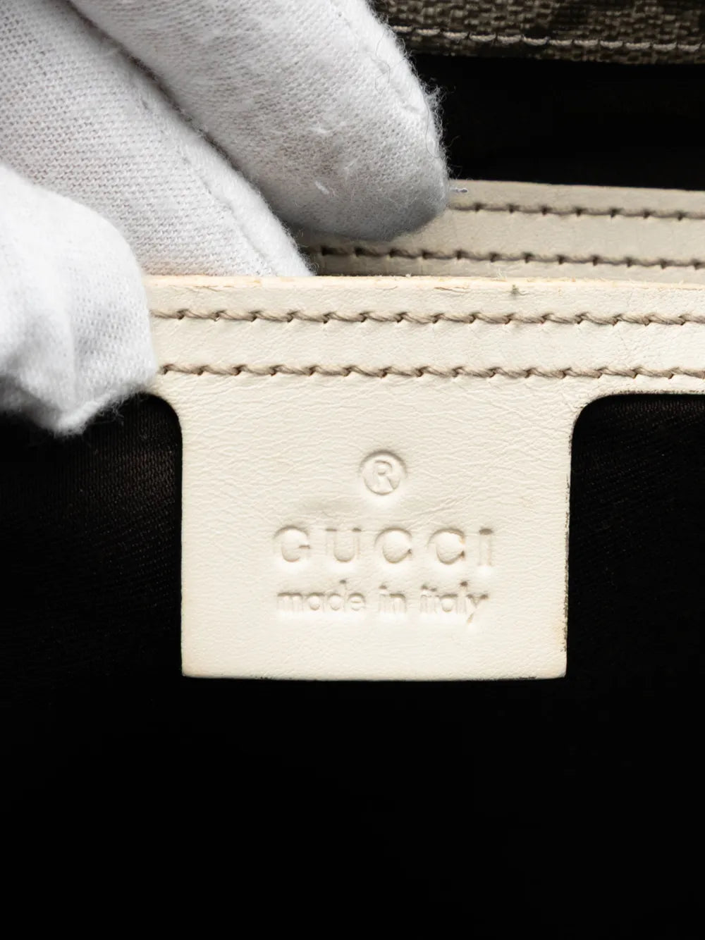2016-2026 GG Supreme crossbody bag
