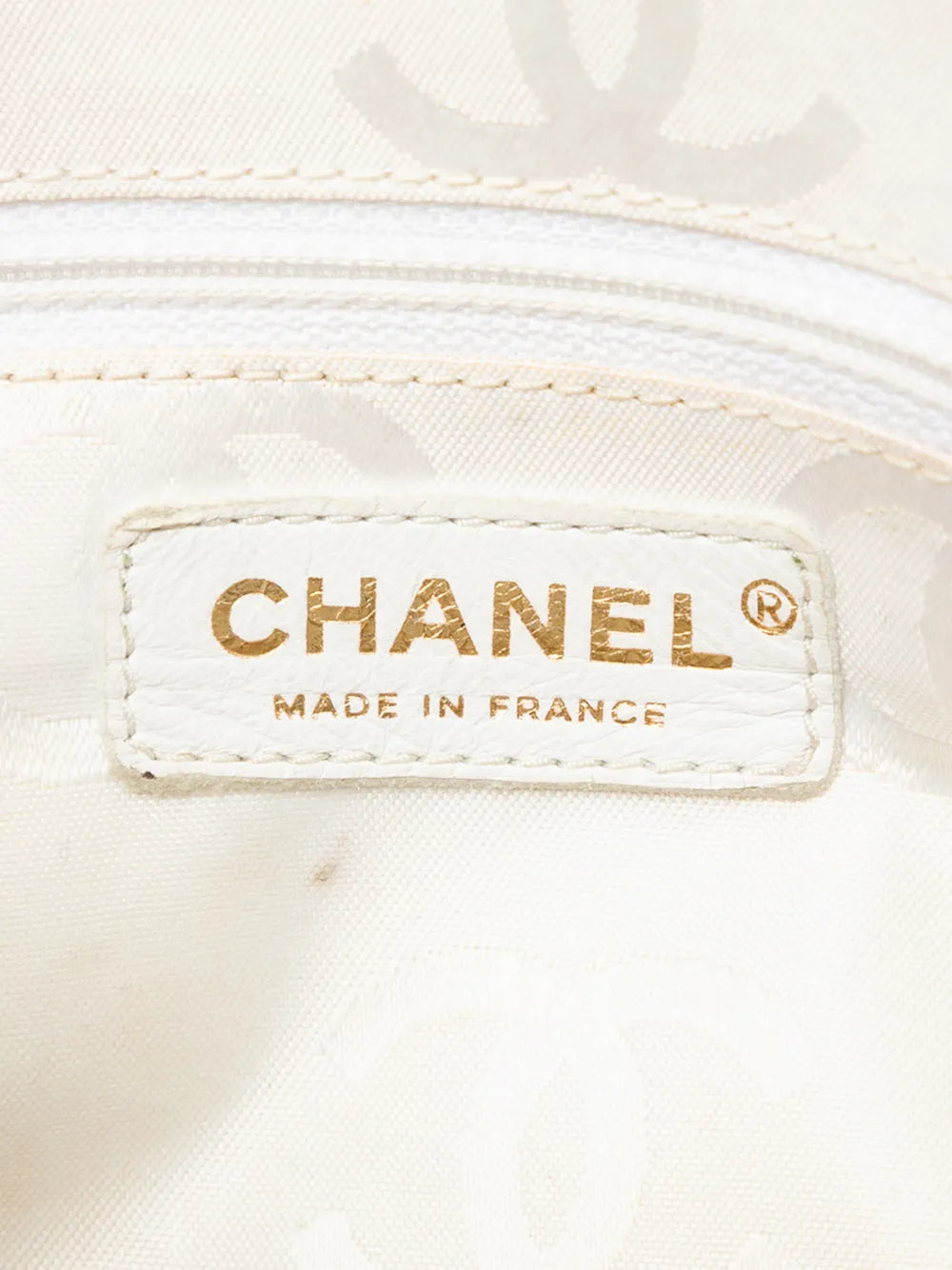 2003-2004 CC Caviar Chain shoulder bag