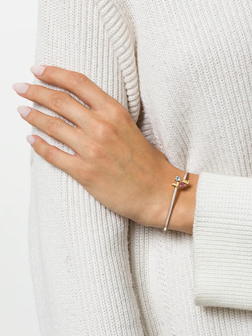 18kt gold and diamond Love bracelet