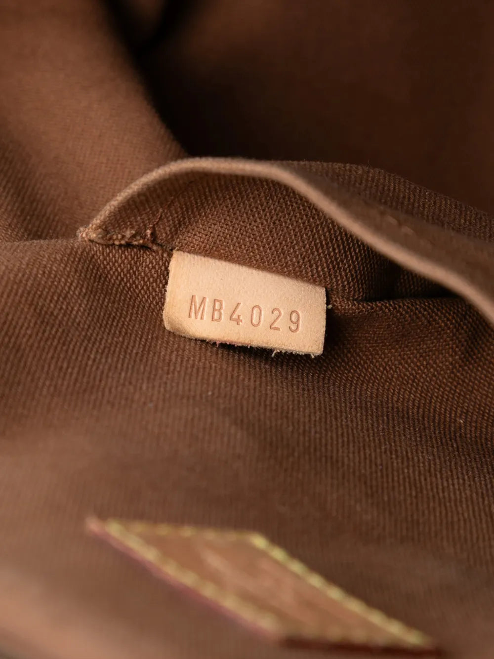 2009 Monogram Tivoli GM shoulder bag