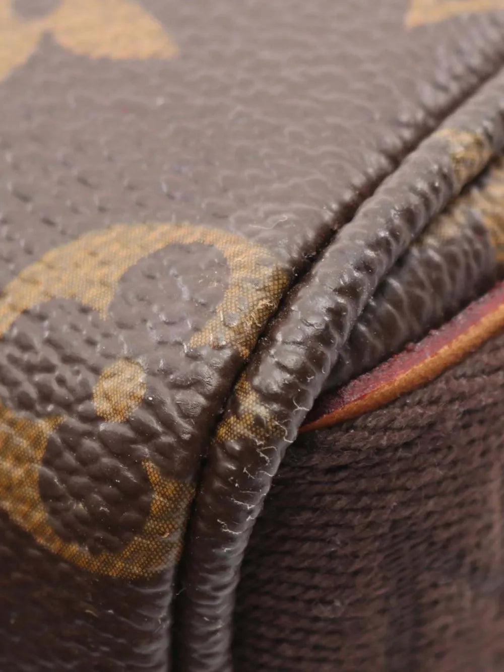 2010 Monogram Trotteur Beaubourg crossbody bag