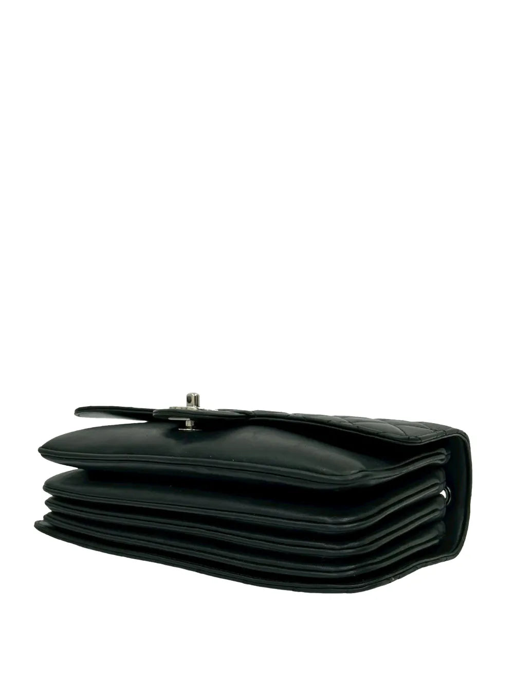 2012 Quilted Lambskin Clams Pocket Accordion Flap crossbody bag