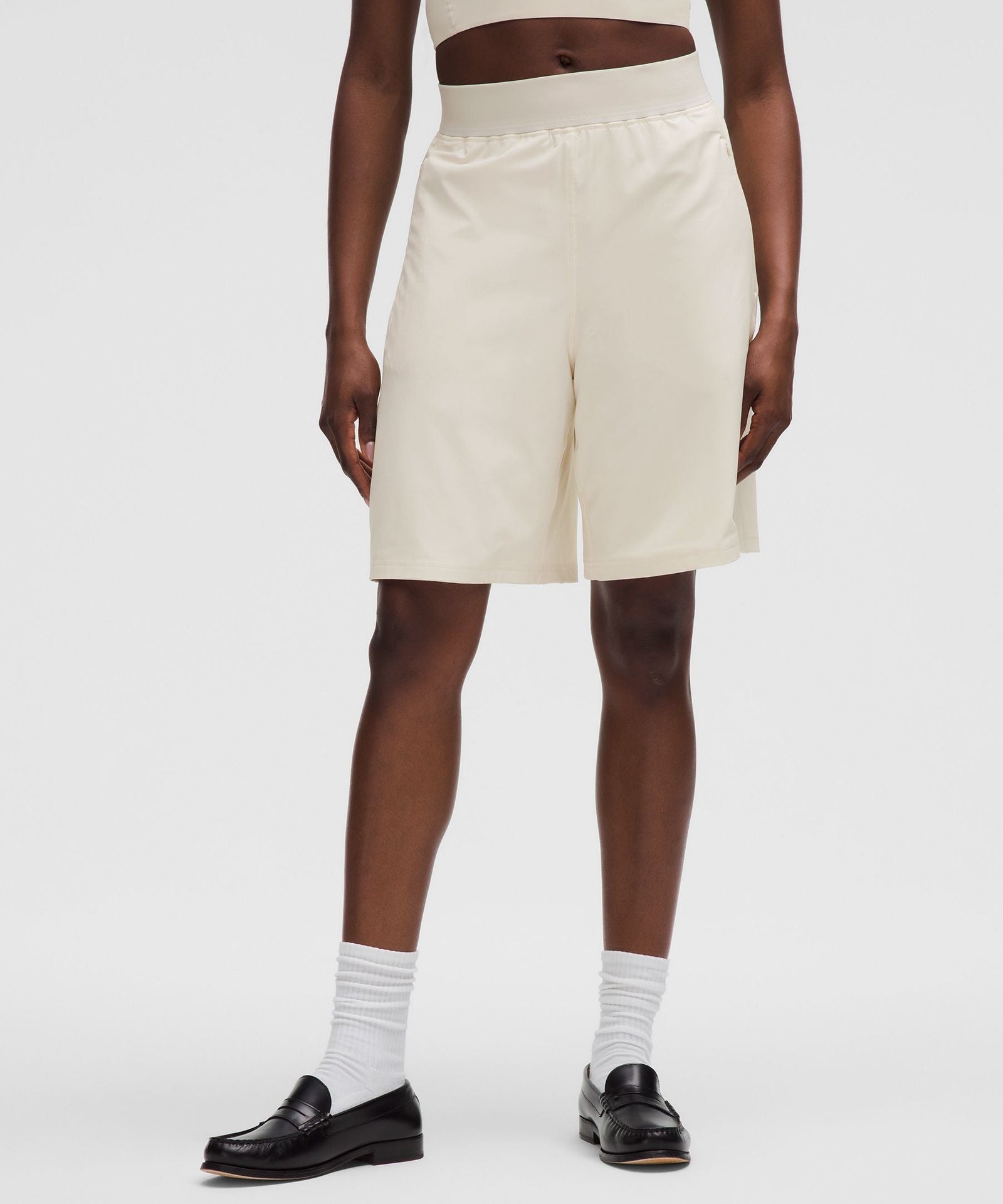 Lululemon Women's Swift Relaxed Shorts 9" *Logo Waistband