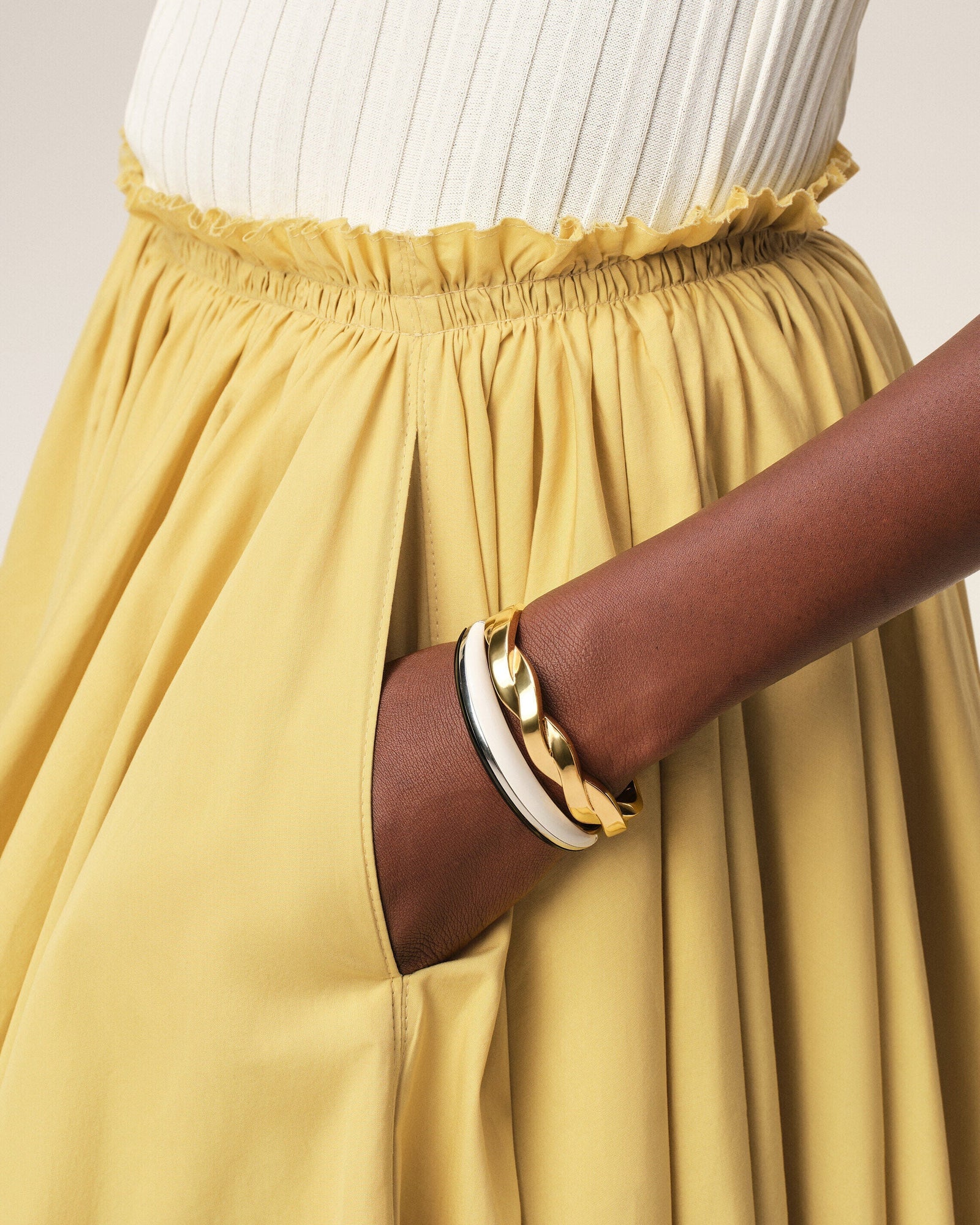AmiParis Yellow Cotton Midi Corolla Skirt Women's