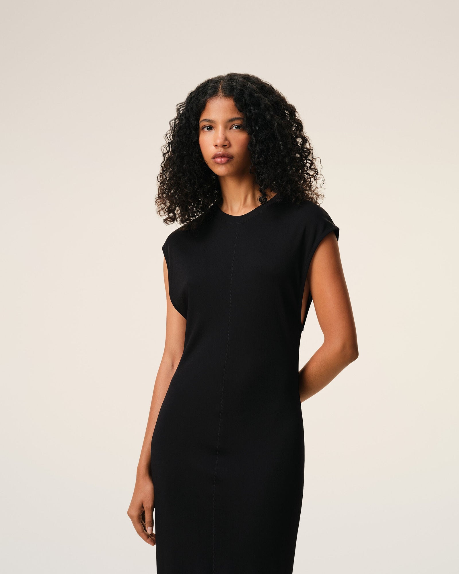 AmiParis Black Jersey Sleeveless Fitted Long Dress Women's