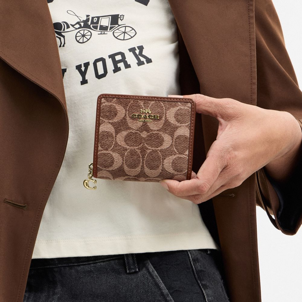 Coach Snap Wallet In Signature Chenille Im Light Khaki Vintage Brown