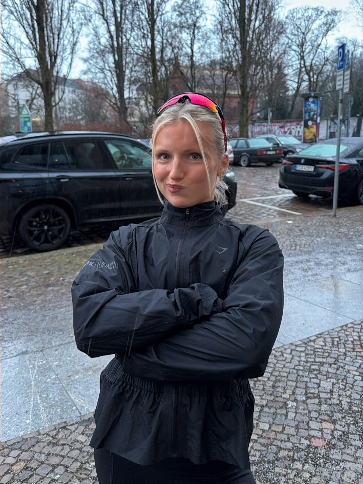 Women's Gymshark Running Elite Windproof Jacket Black