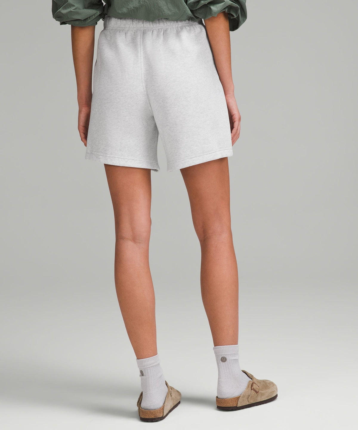 Lululemon Women's Scuba Mid-Rise Oversized Short 7"