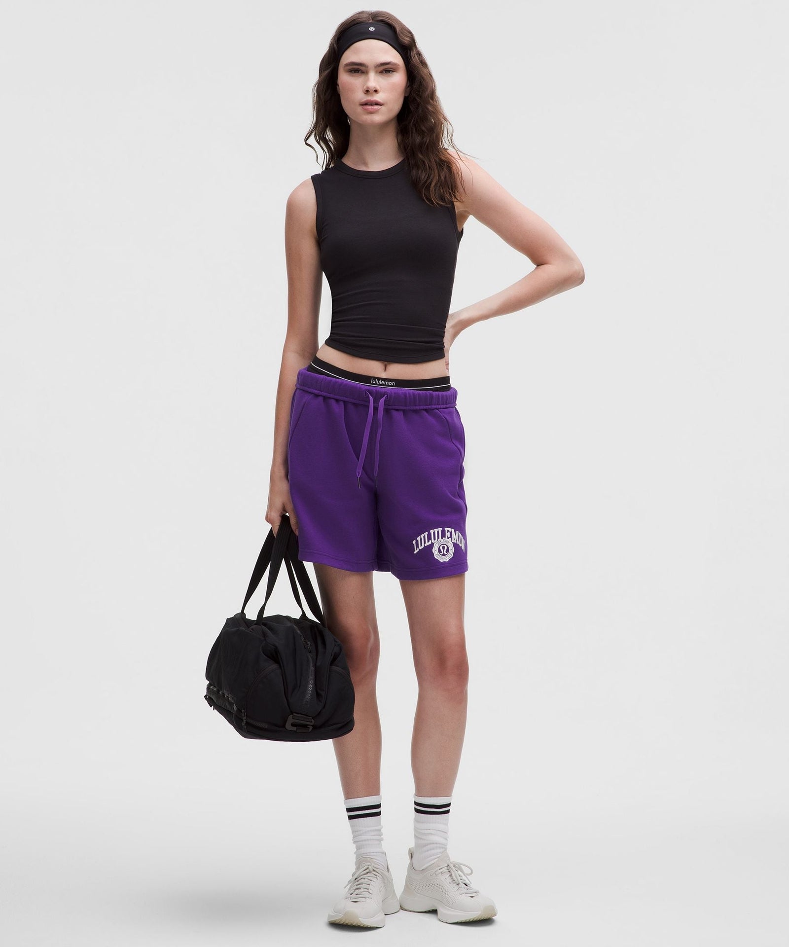Lululemon Women's Scuba Mid-Rise Oversized Short 7" *Graphic