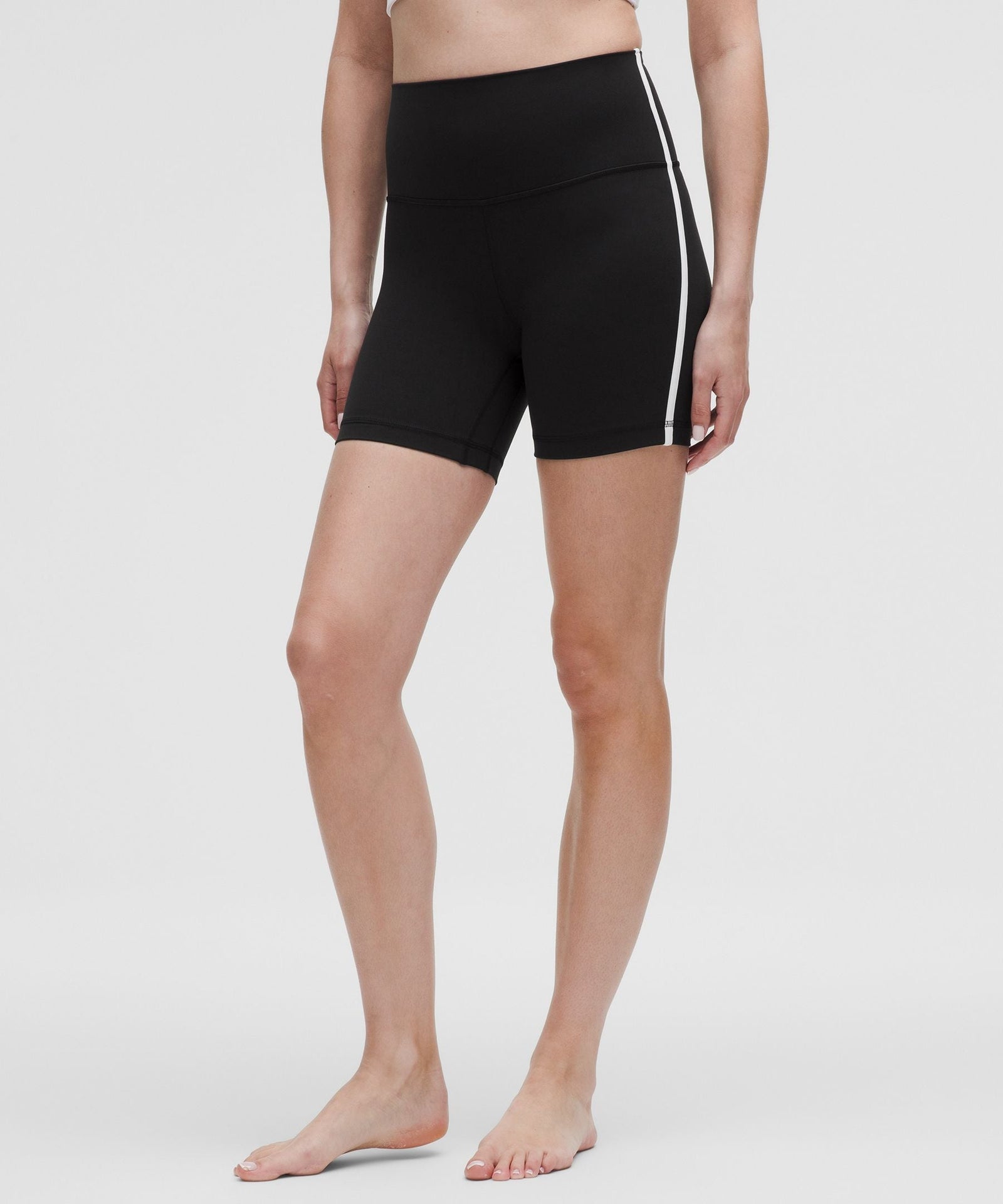Lululemon Women's lululemon Align™ High-Rise Side-Stripe Short 6"