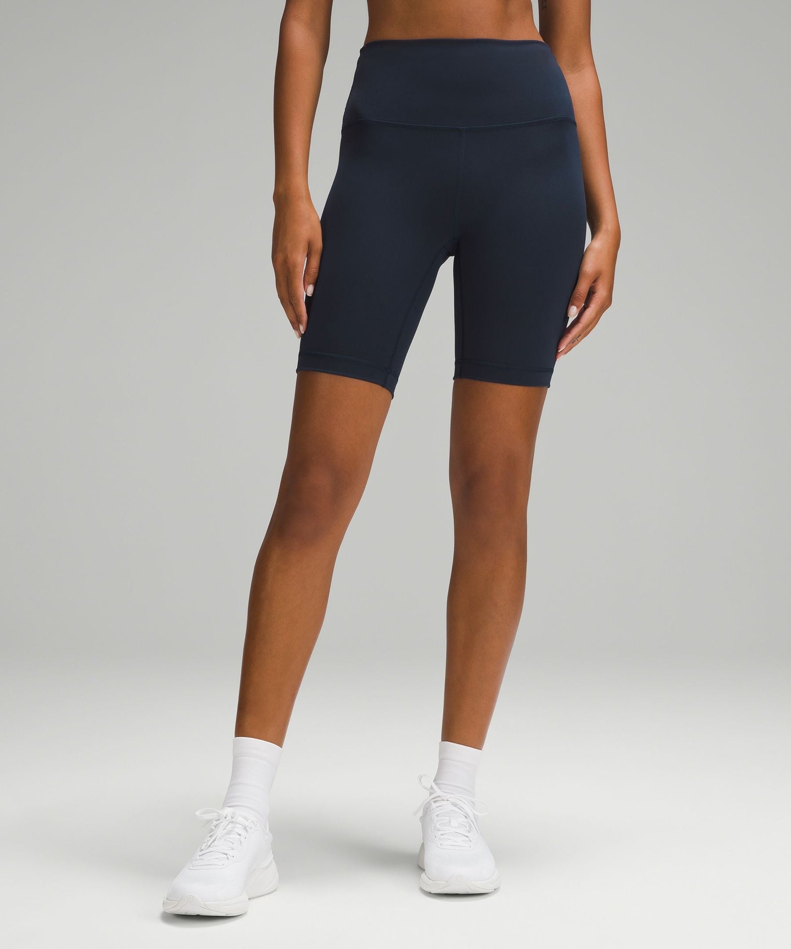 Lululemon Women's Wunder Train High-Rise Short 8"