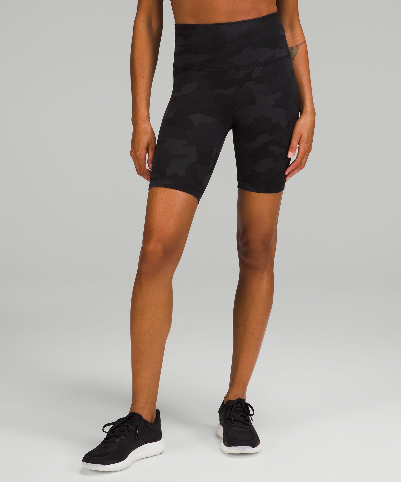 Lululemon Women's Wunder Train High-Rise Short 8"