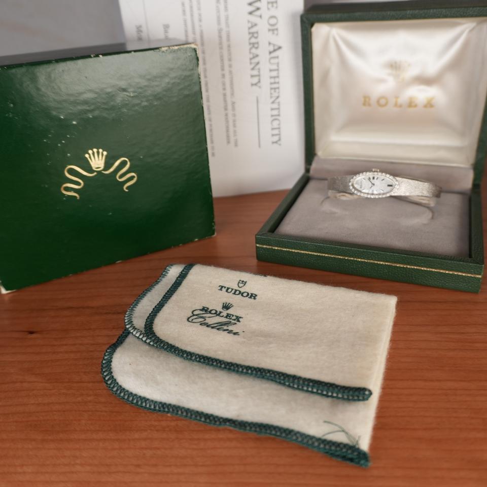 Rolex Unique Rolex Ladies Cocktail Watch Solid 14k White Gold Factory Diamond Oval Dial Mint Condition like new