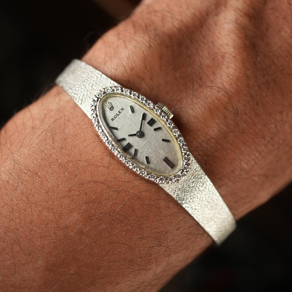 Rolex Unique Rolex Ladies Cocktail Watch Solid 14k White Gold Factory Diamond Oval Dial Mint Condition like new