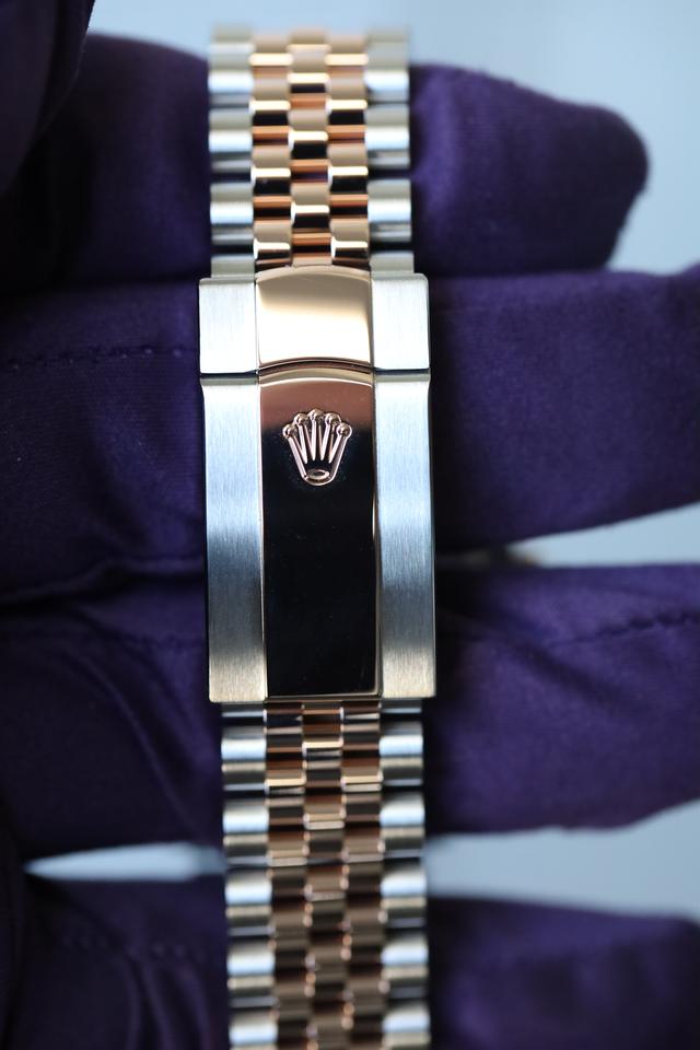 Rolex NEW Ladies Datejust 36 Diamond Bezel 6&9