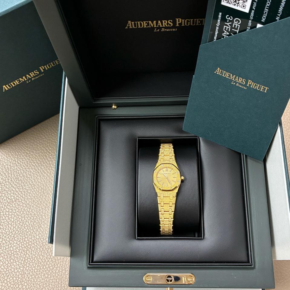 Audemars Piguet Royal Oak Mini Frosted Gold Quartz 18k Yellow Gold Frosted 23mm Ladies Watch