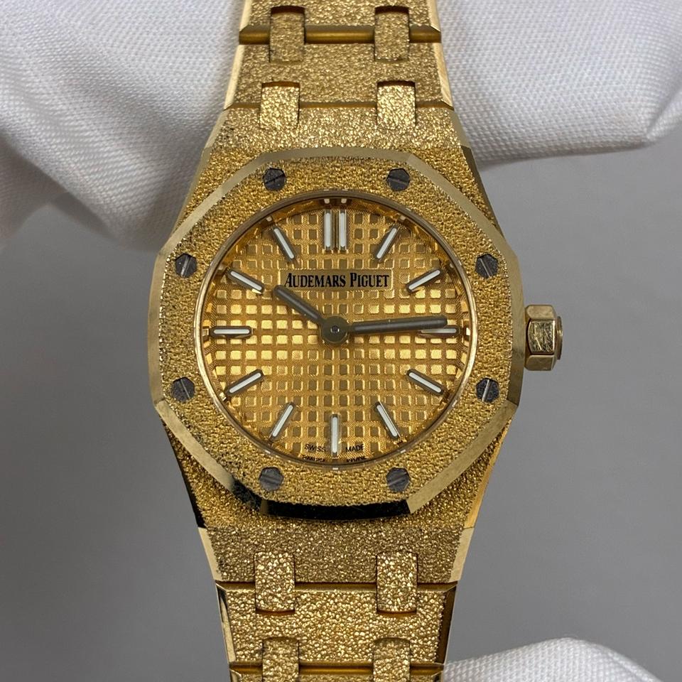 Audemars Piguet Royal Oak Mini Frosted Gold Quartz 18k Yellow Gold Frosted 23mm Ladies Watch