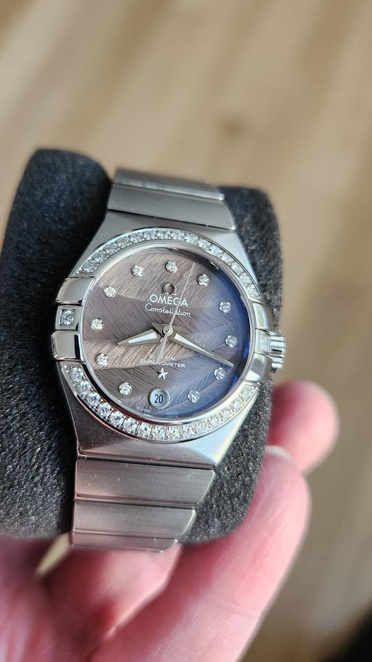 Omega Constellation Ladies Co-axial 27mm Lacquered dial decorated with a feathered pattern