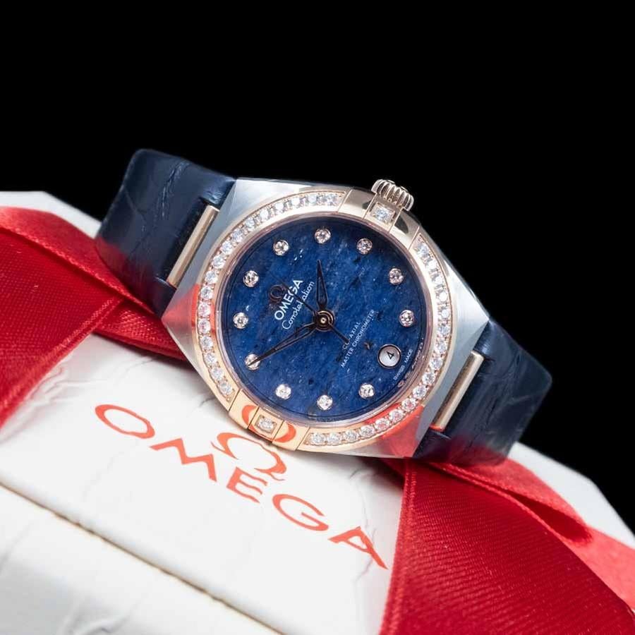 Omega Constellation Ladies Blue Motif 29mm 131.28.29.20.99.003 (2026) - UNWORN Diamond Dial 18ct R/Gold Diamond Bezel S/Steel Blue Leather