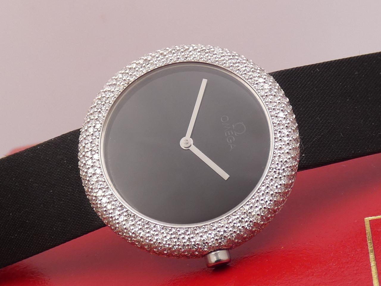 Omega Art Collection 18 KT White Gold 1.55ct FULL DIAMONDS N.O.S.BOX&PAPERS Year 1986