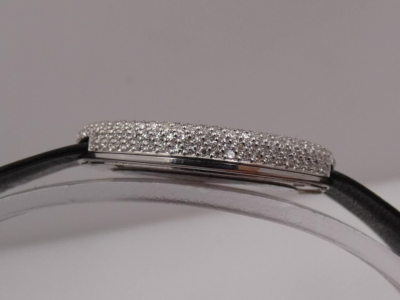 Omega Art Collection 18 KT White Gold 1.55ct FULL DIAMONDS N.O.S.BOX&PAPERS Year 1986