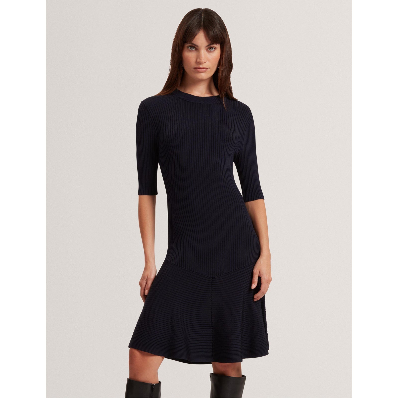 Short-Sleeve Knitted Jumper Dress