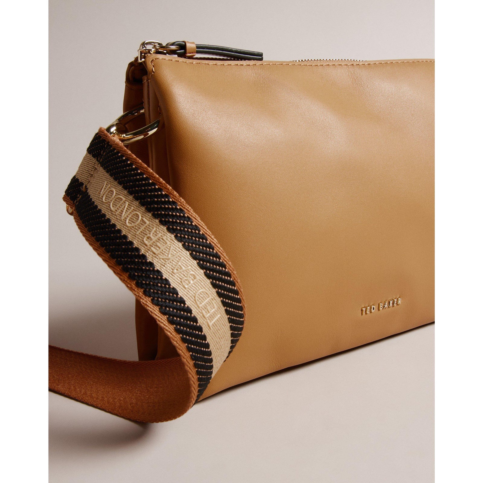 Darceyy Cross Body Bags