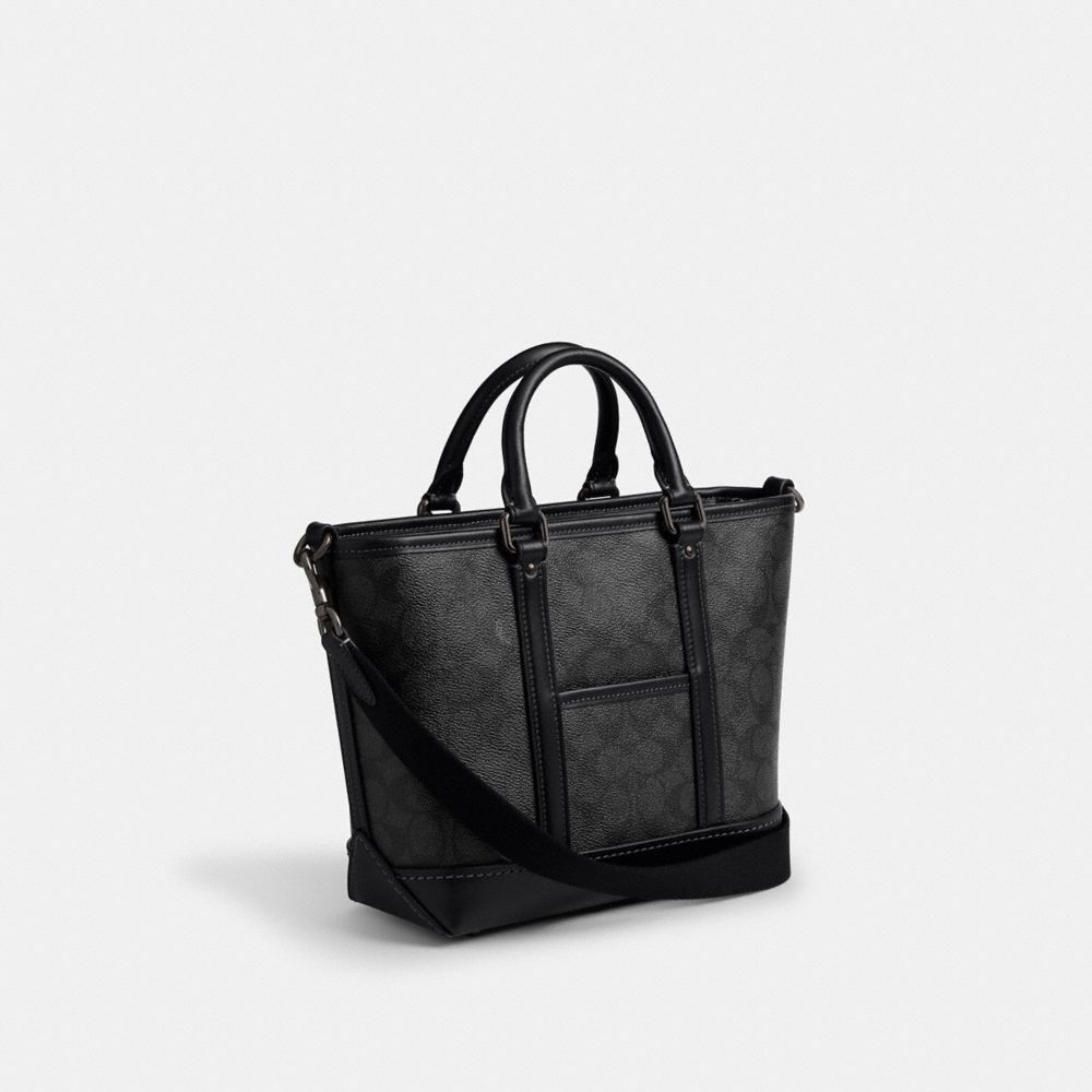 Metropolitan Carryall Bag 22 In Signature Canvas