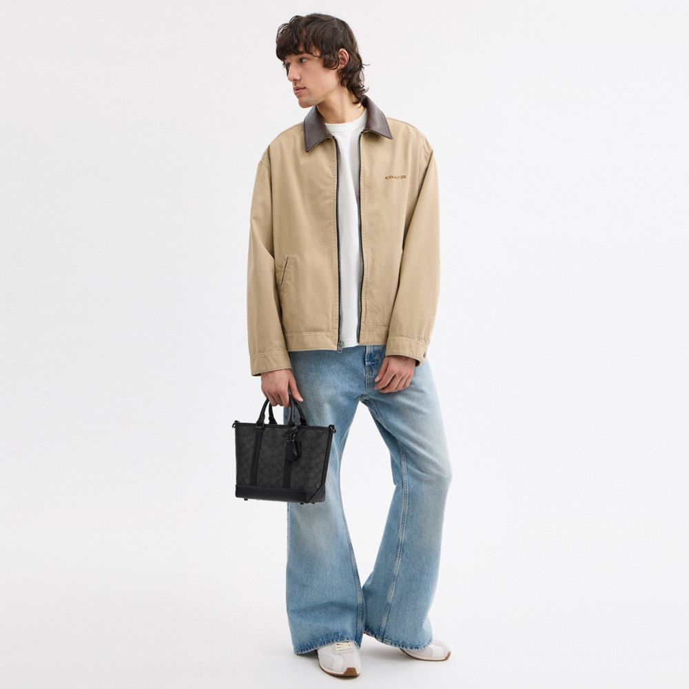 Metropolitan Carryall Bag 22 In Signature Canvas
