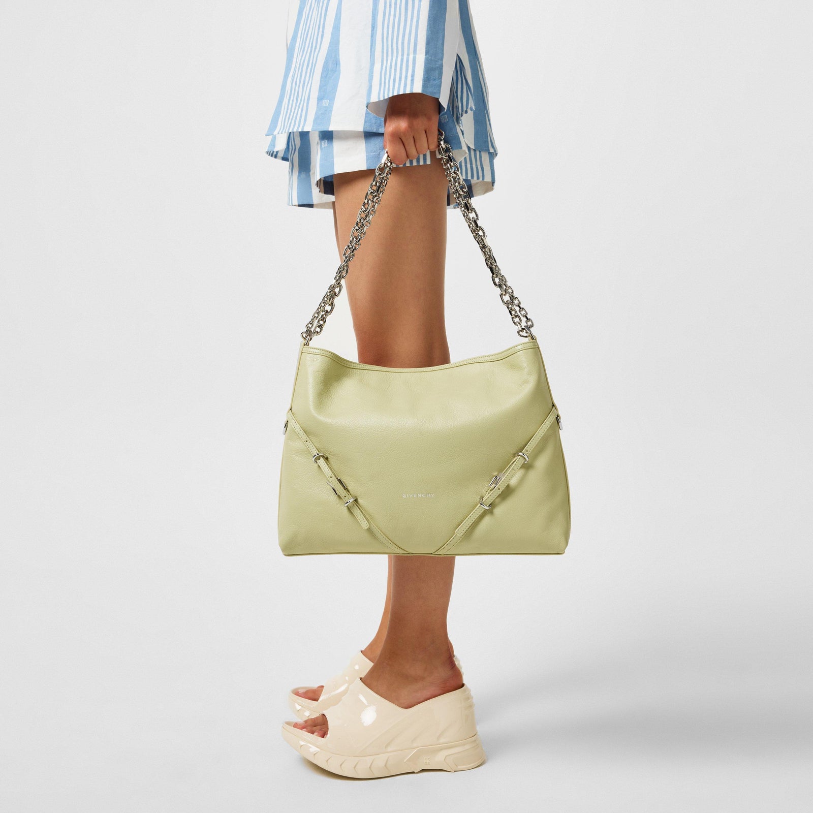 Medium Voyou Chain Shoulder Bag