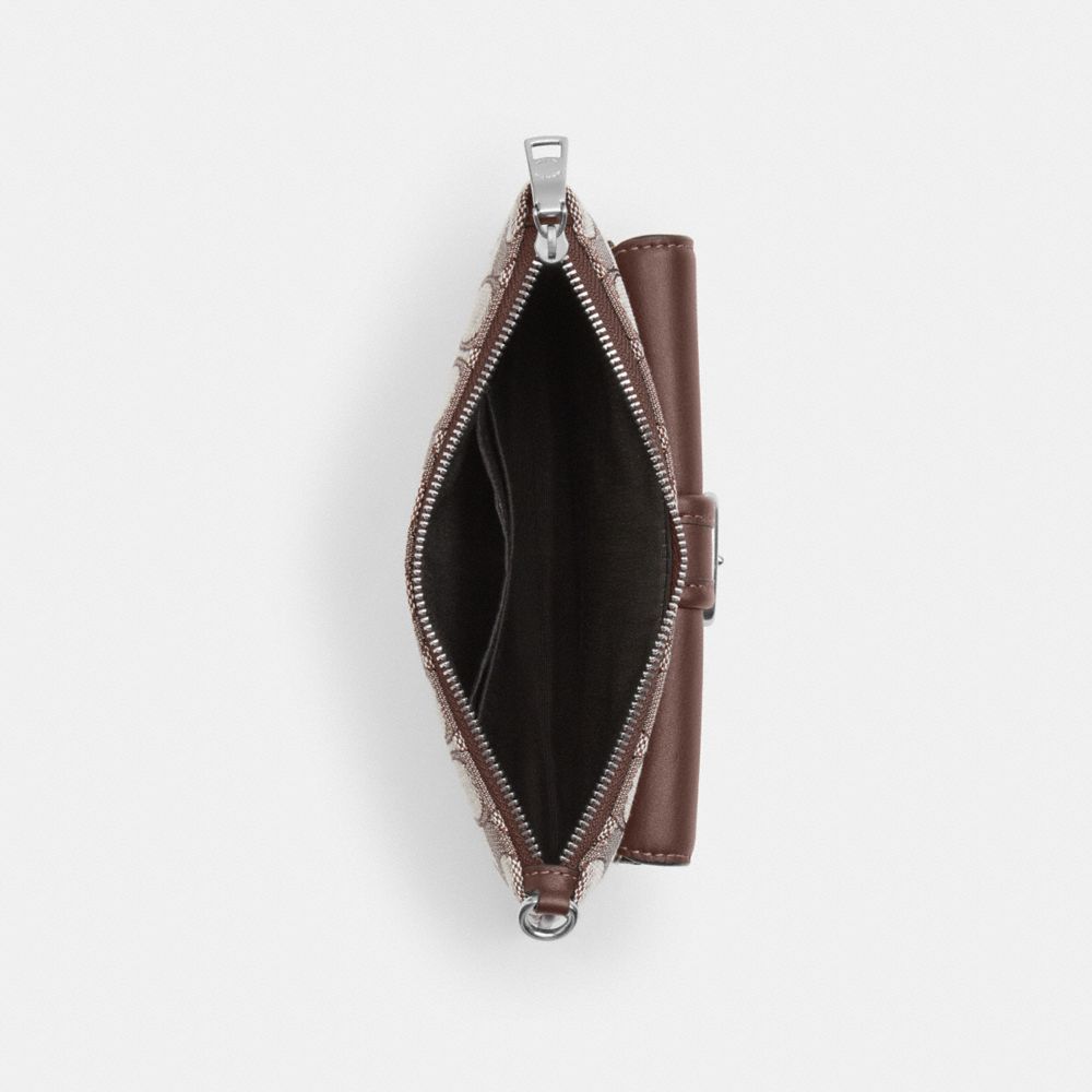 Ashton Wristlet In Signature Jacquard