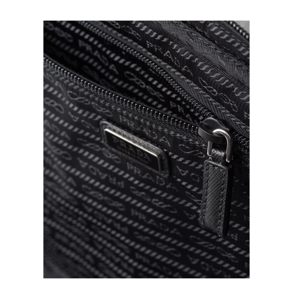 Re-Nylon Large Nylon Wash Bag - Nero