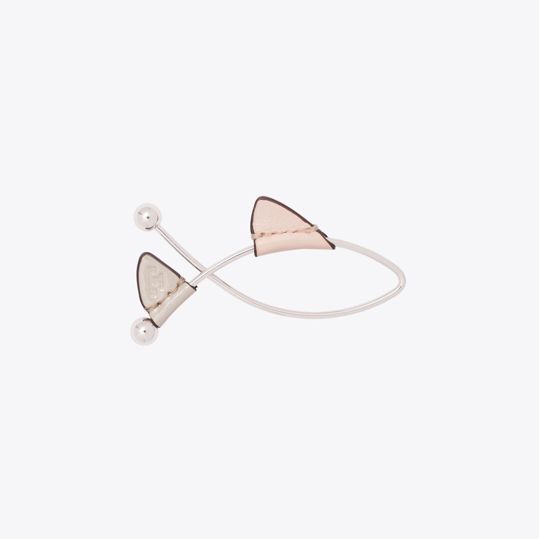 Tory Burch Fish Bag Pin Multi