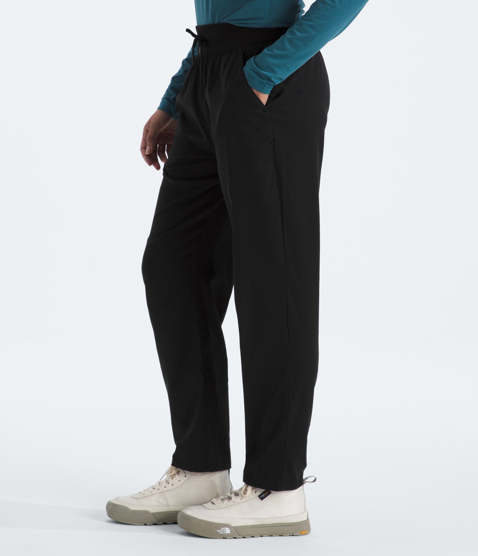 The North Face Women’s Aphrodite Arise Ankle Pants TNF Black