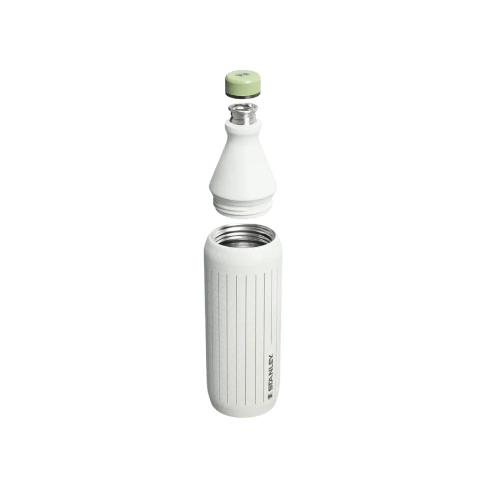 Stanley 1913 X Nelly Korda All Day Slim Bottle Nelly Korda Pinstripe 20 OZ