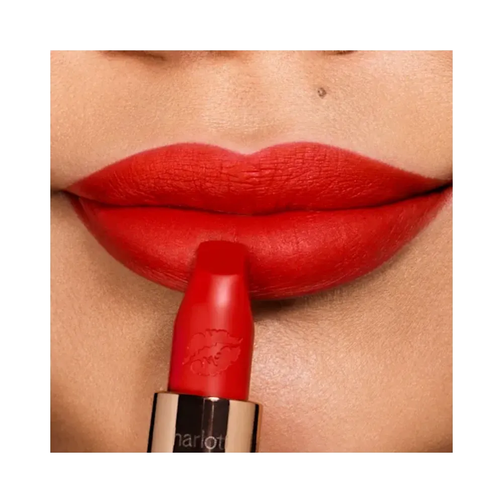 Charlotte Tilbury Hot Lips Tell Laura