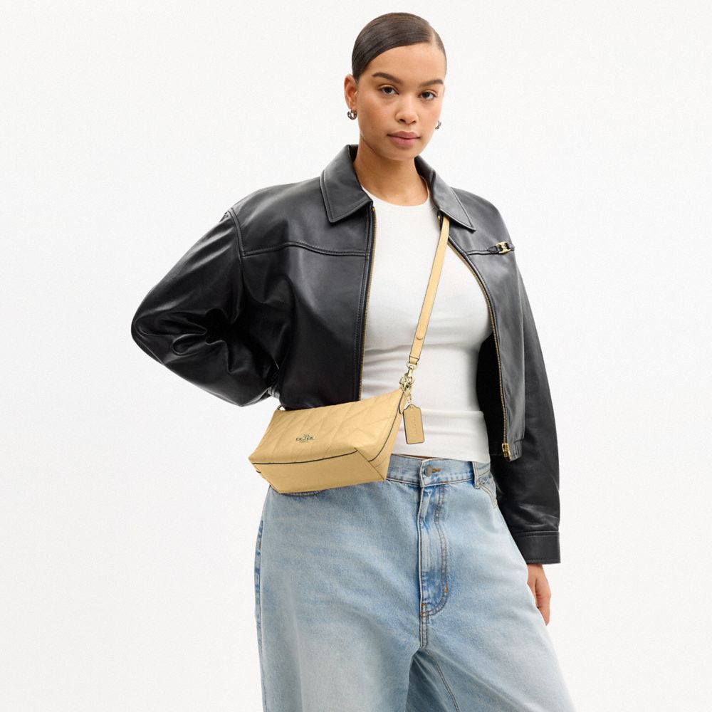 Coach Caitlin Shoulder Bag With Quilting Gold Soft Yellow
