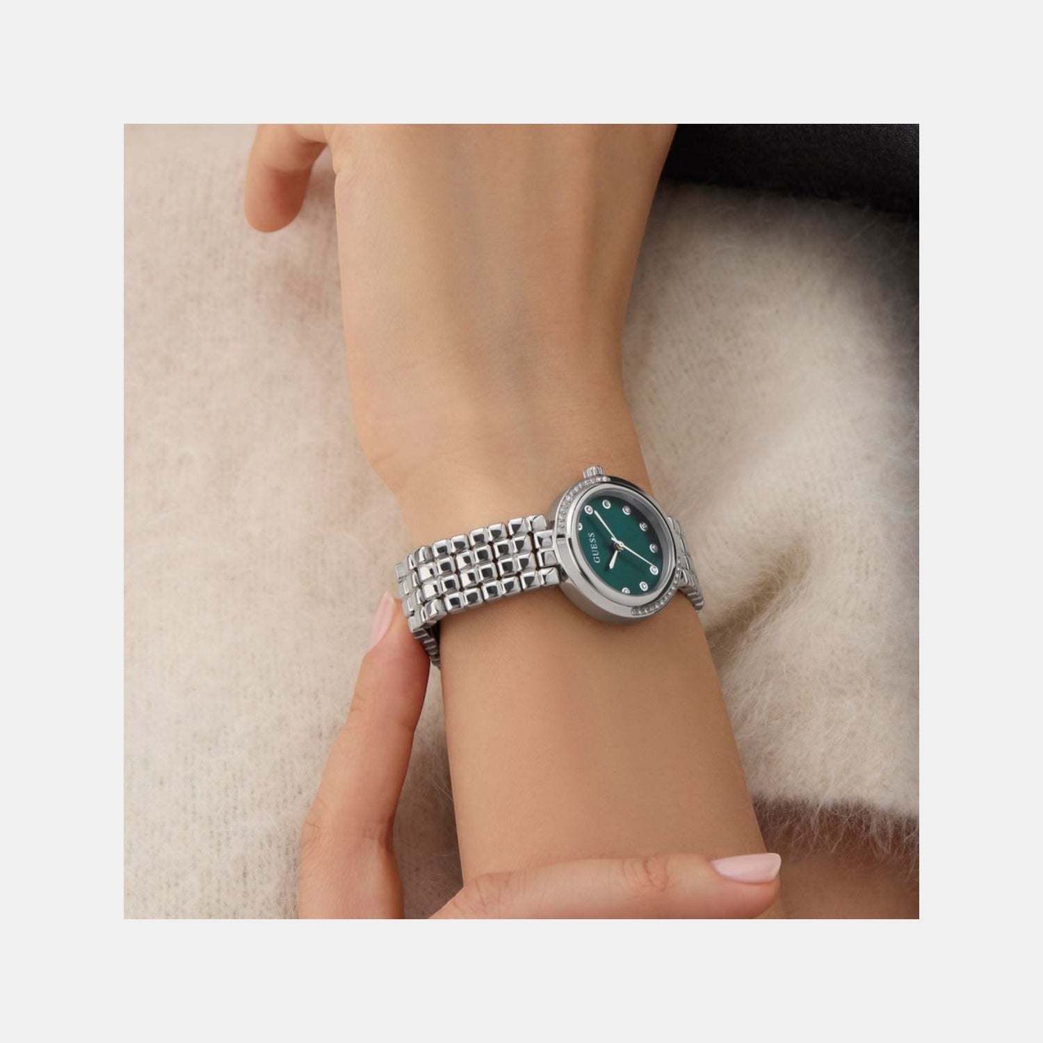 Guess Gb Clara Women Quartz Green Dial Analog Stainless Steel Gw0930L1